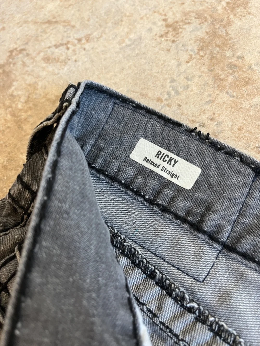NWT True Religion Rick Super T Straight Jeans Mens 40x32 Grey Distressed style